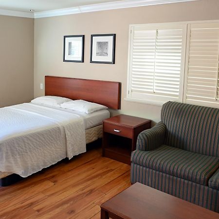 סאות' סן פרנסיסקו Days Inn By Wyndham San Francisco S/Oyster Point Airport מראה חיצוני תמונה