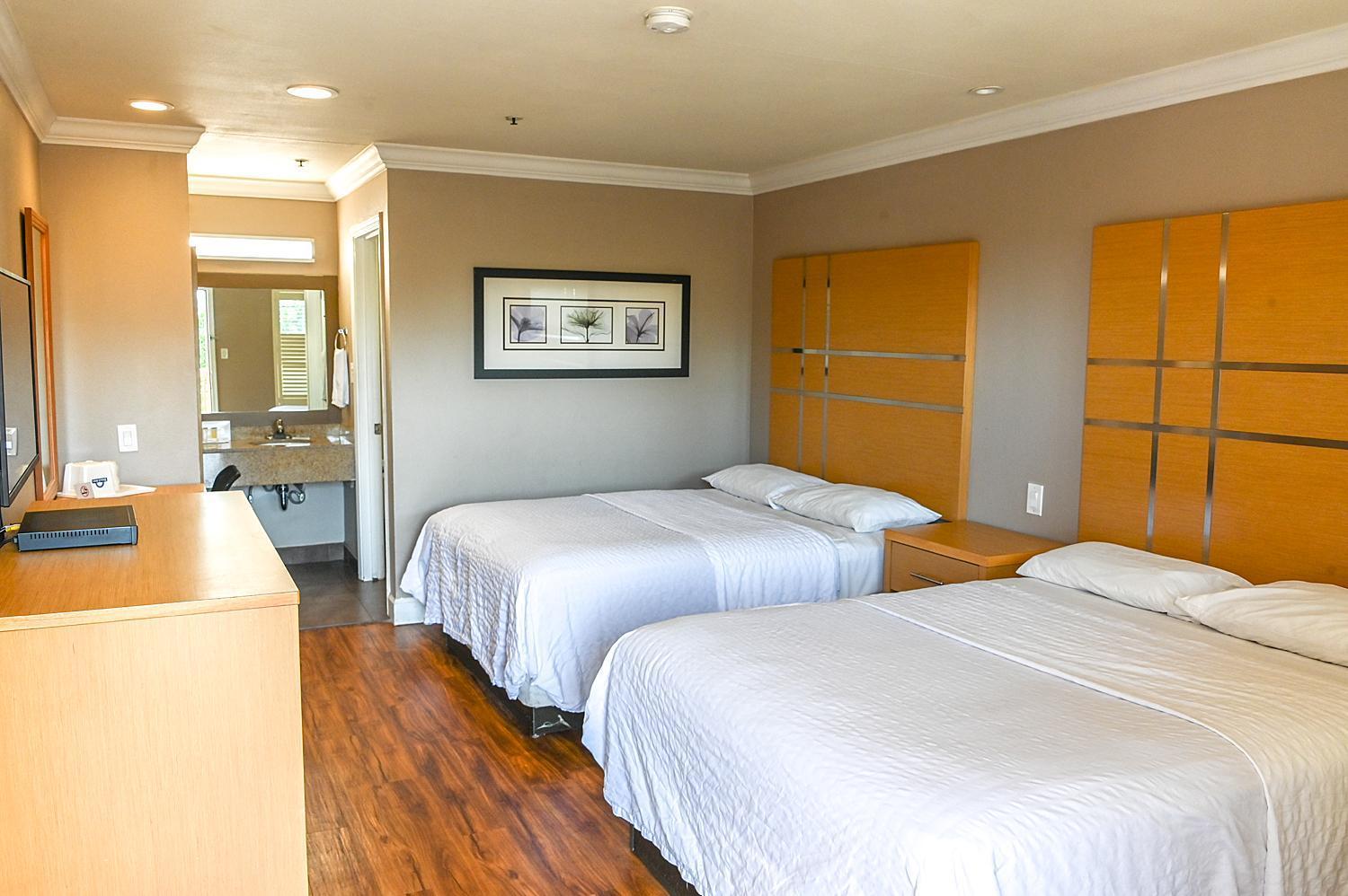 סאות' סן פרנסיסקו Days Inn By Wyndham San Francisco S/Oyster Point Airport מראה חיצוני תמונה